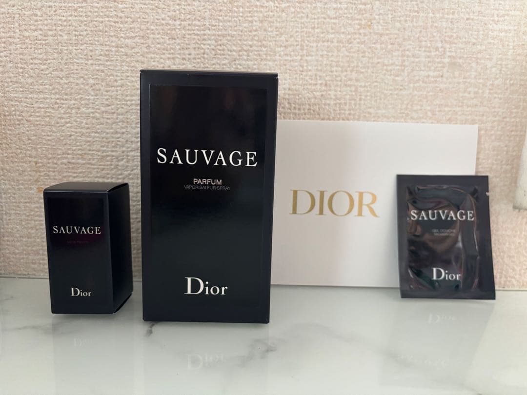 Dior SAUVAGE PARFUM 100ml サンプル付き