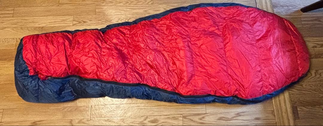 NANGA オーロラライト 900DX Sサイズ 寝袋 シュラフ 赤/青 厳冬期