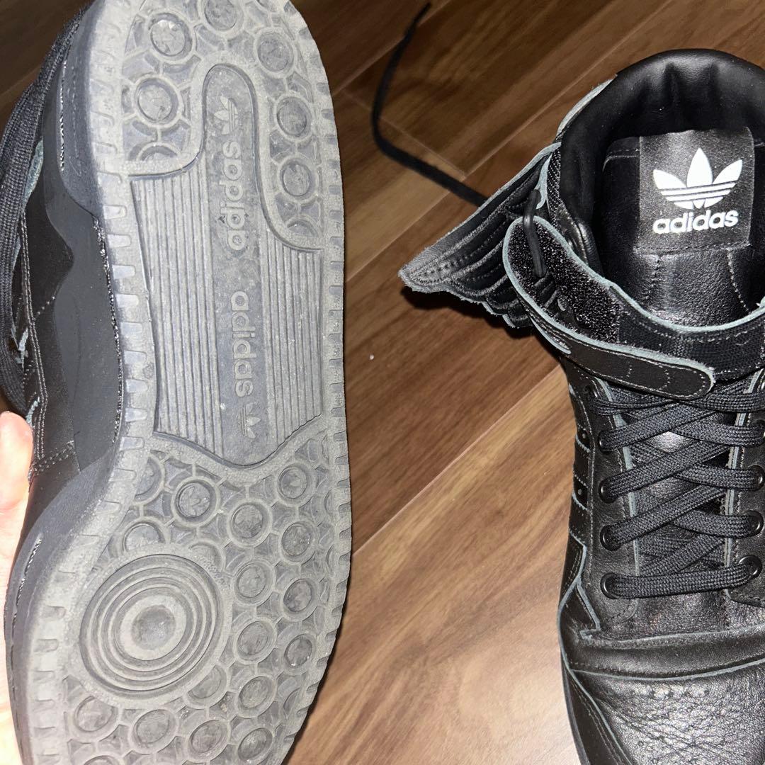 ジェレミー・スコット × アディダス フォーラム ハイ ウィングズ 4.0