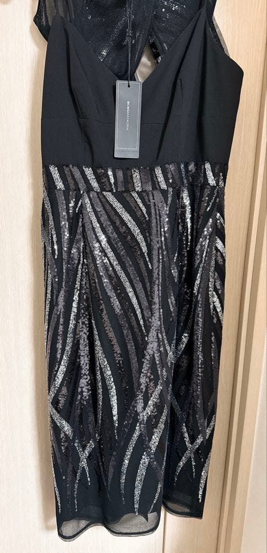 BCBGMaxAzriaチャコール スパンコール オーバーレイ パーティードレス