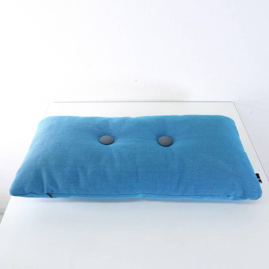美品 HAY DOT CUSHION ドットクッション くるみボタン2個 ブルー