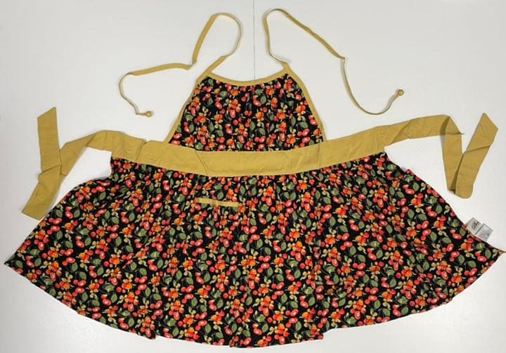 Lala Bell◇エプロン他お洒落キッチンウェア6着セット◇新品未使用