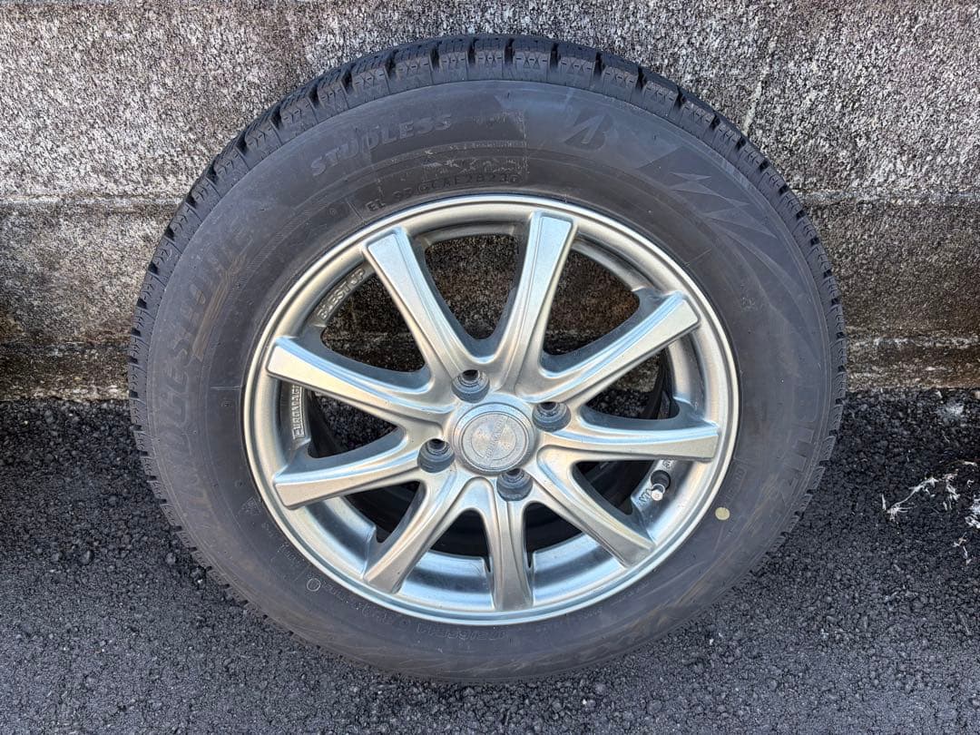 【ＪＵＮ喜 】175/16R14 スタッドレスタイヤVRX2 ②