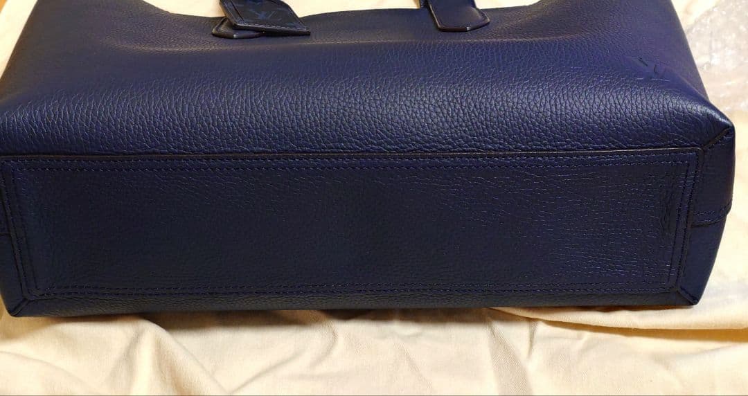 ルイヴィトン カバ・ヴォワヤージュ NV M53240