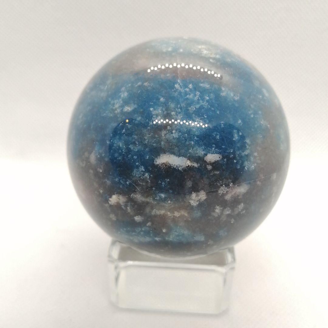 【新品】海岸に降り積もる雪のような模様のトロレアイトのスフィア　10-101