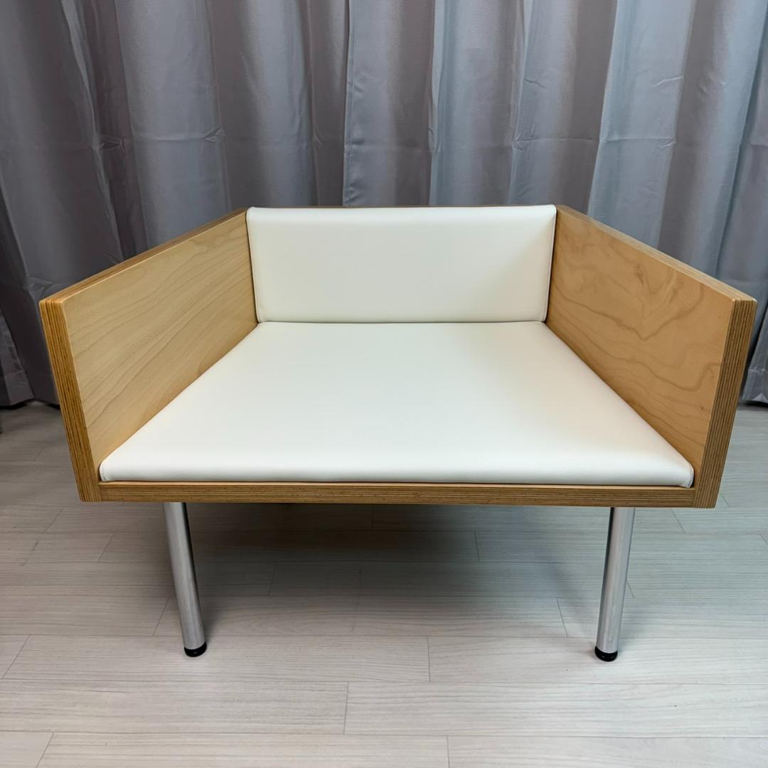 美品 オカムラ LW15DA 1人用チェア クリームホワイト
