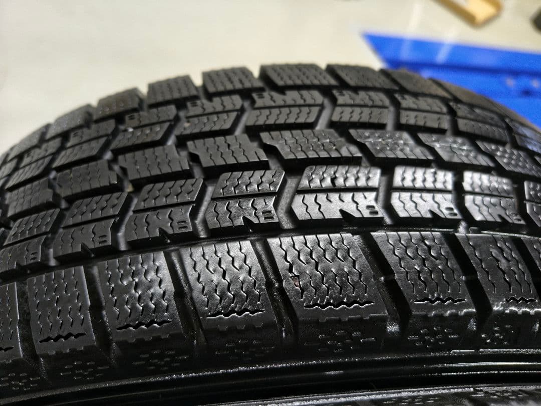 高*弥様 【送料無料】スタッドレス 155/65R14インチ ４本セット バリ山