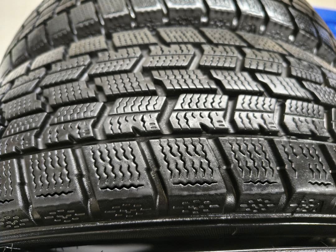 高*弥様 【送料無料】スタッドレス 155/65R14インチ ４本セット バリ山