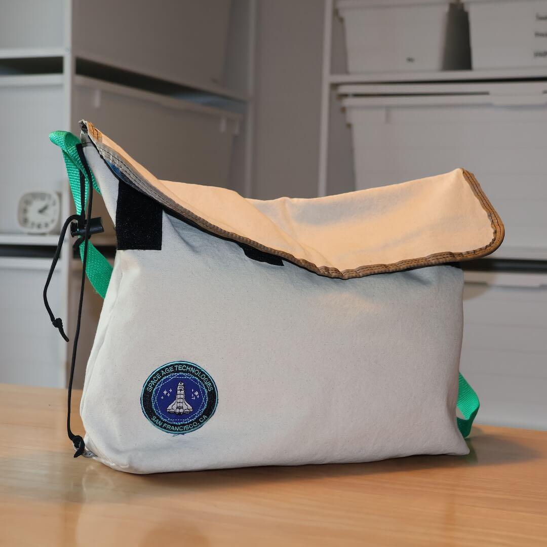 バッグ SPACE AGE TECHNOLOGIES ZINE HOLDER