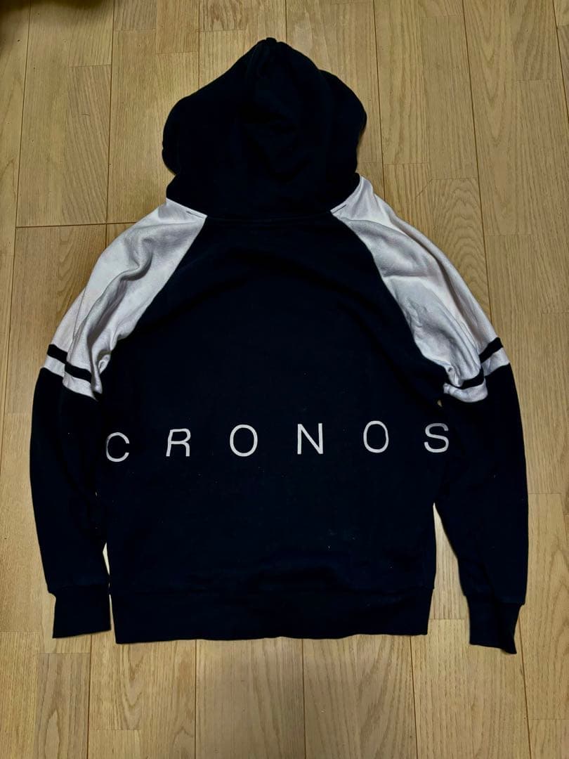 レア‼️CRONOS パーカー