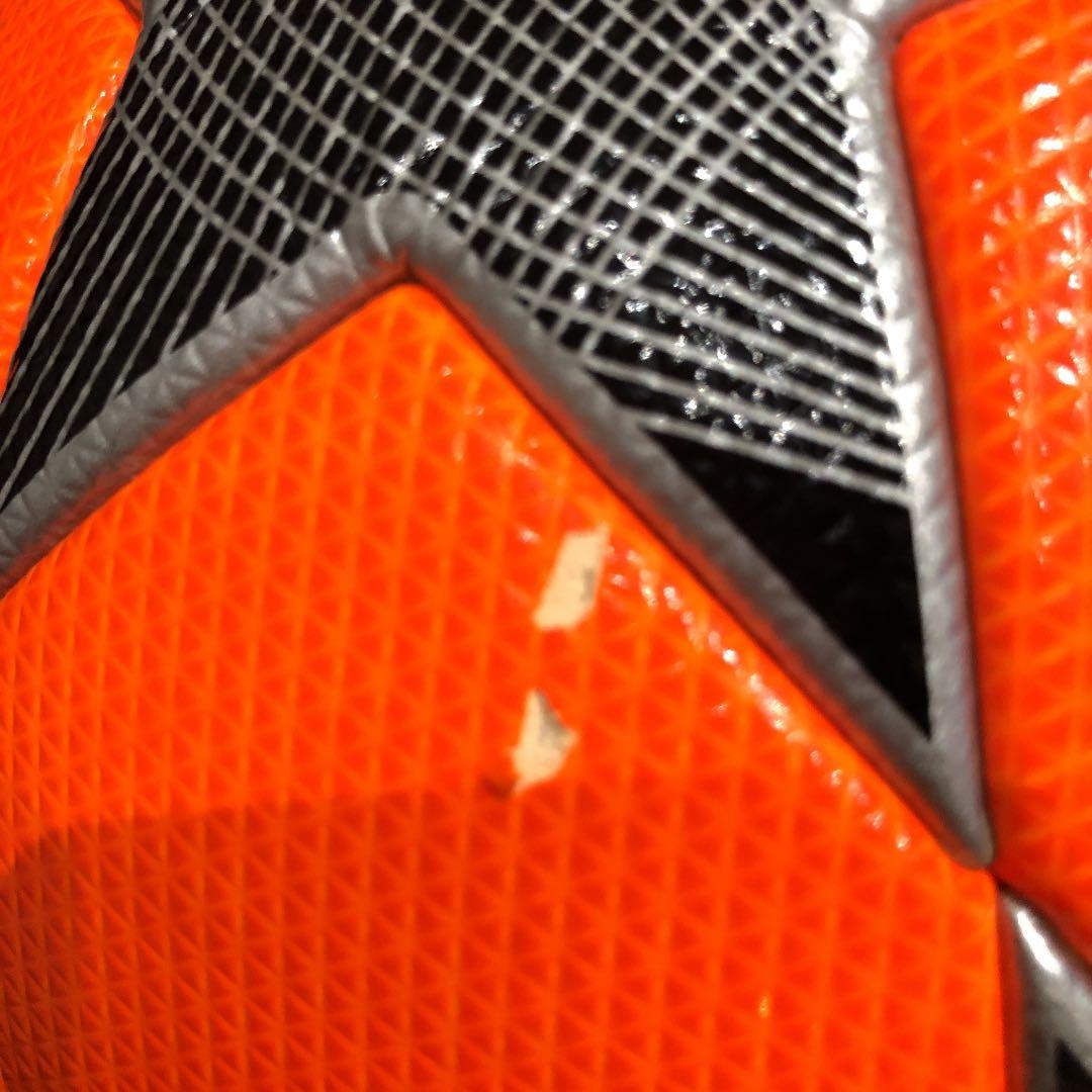 uefa champions league 荒天ボール　非売品　5号球