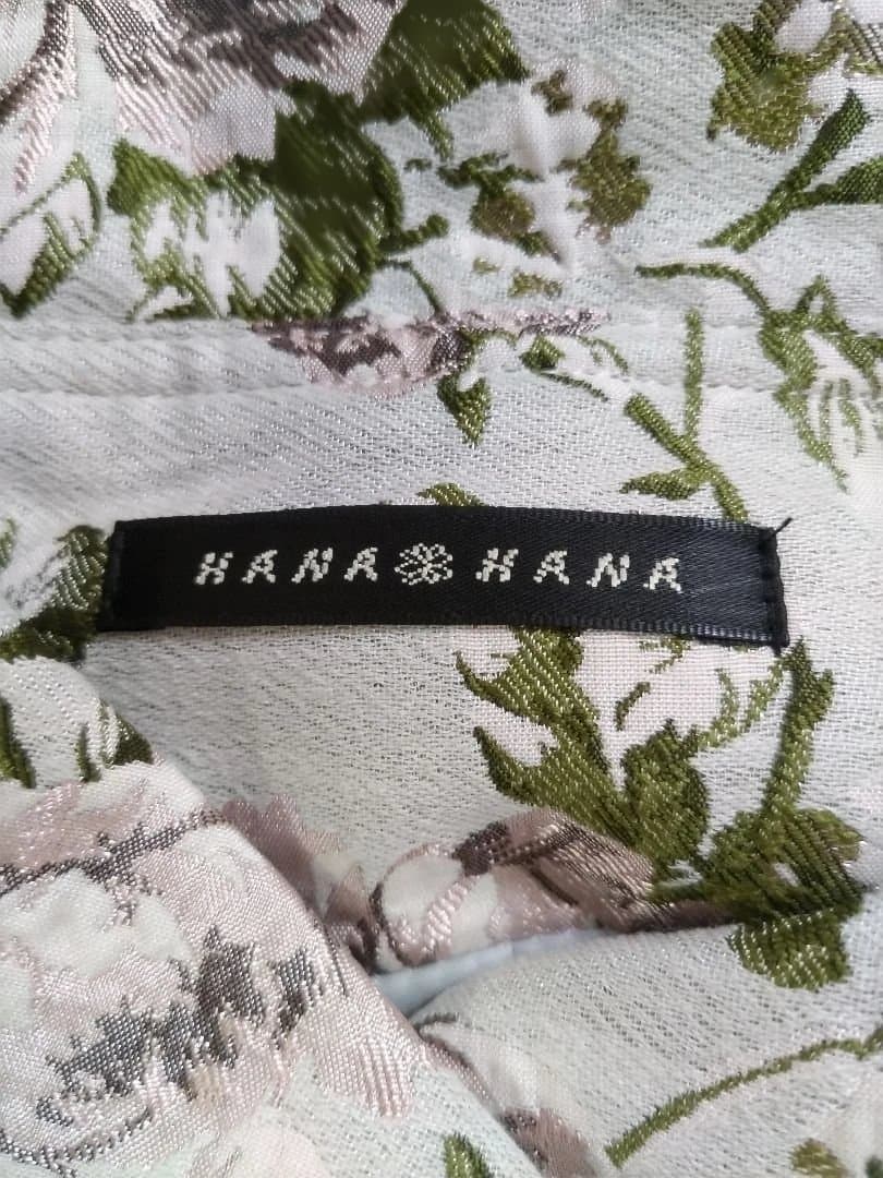 【月末限定お値下げ】HANAHANA ハナハナ 花柄コート新品未使用タグ付き