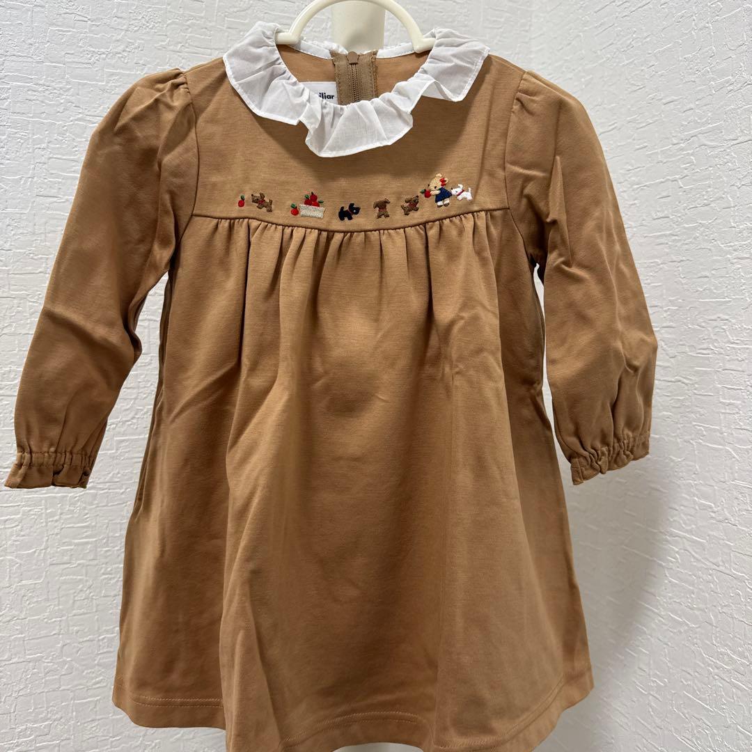 【美品】familiar ワンピース 90