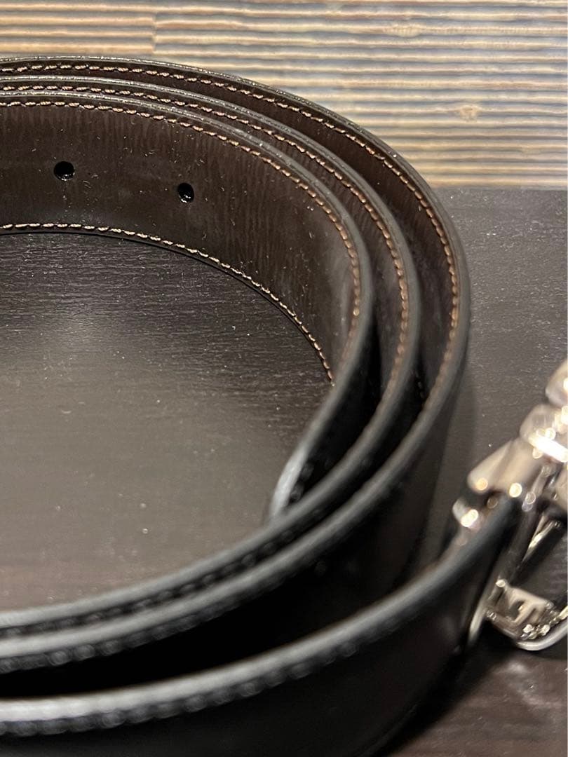 新品クラシックライン オーバルホースシューシャイニー ピンベルト