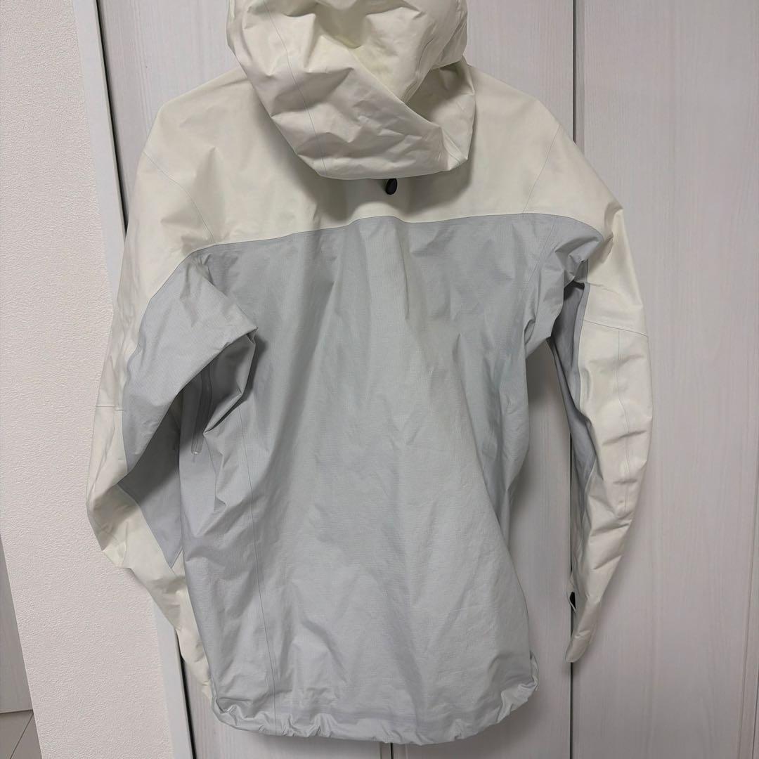 ARC'TERYX アルファSV White 廃盤 正規品