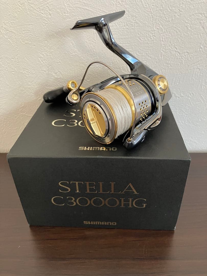 【極美品】SHIMANO STELLA C3000HG #10ステラ 2500