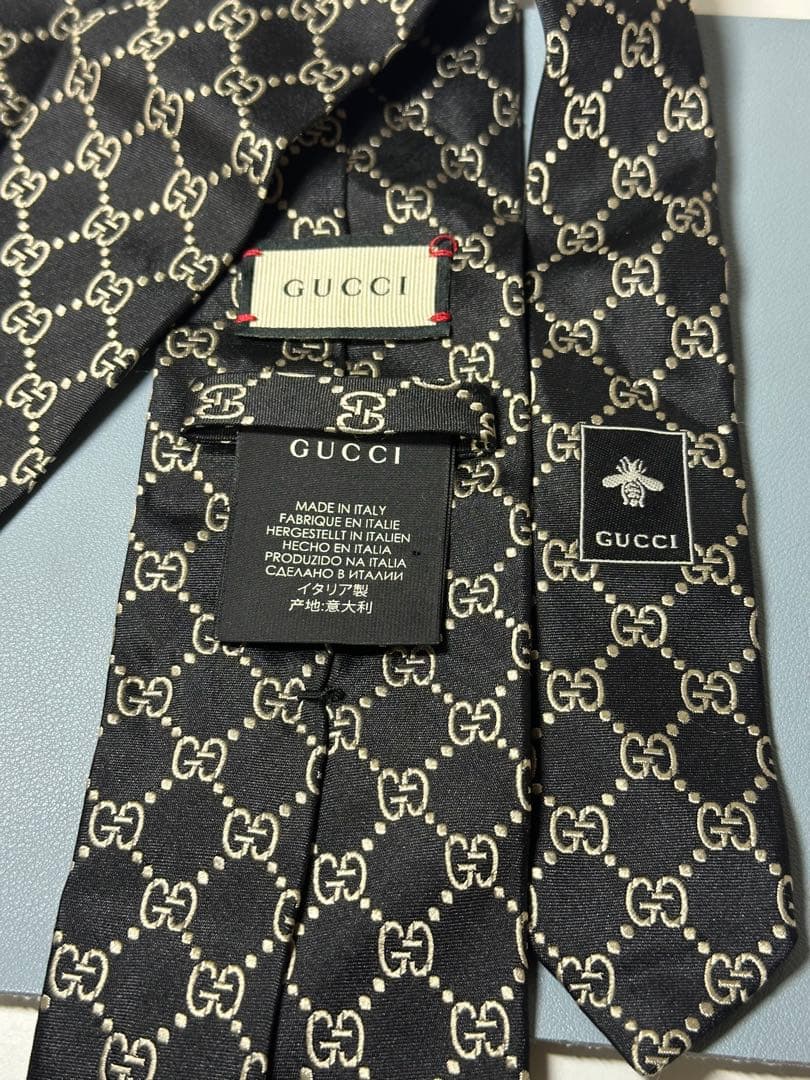GUCCI グッチ　ネクタイ