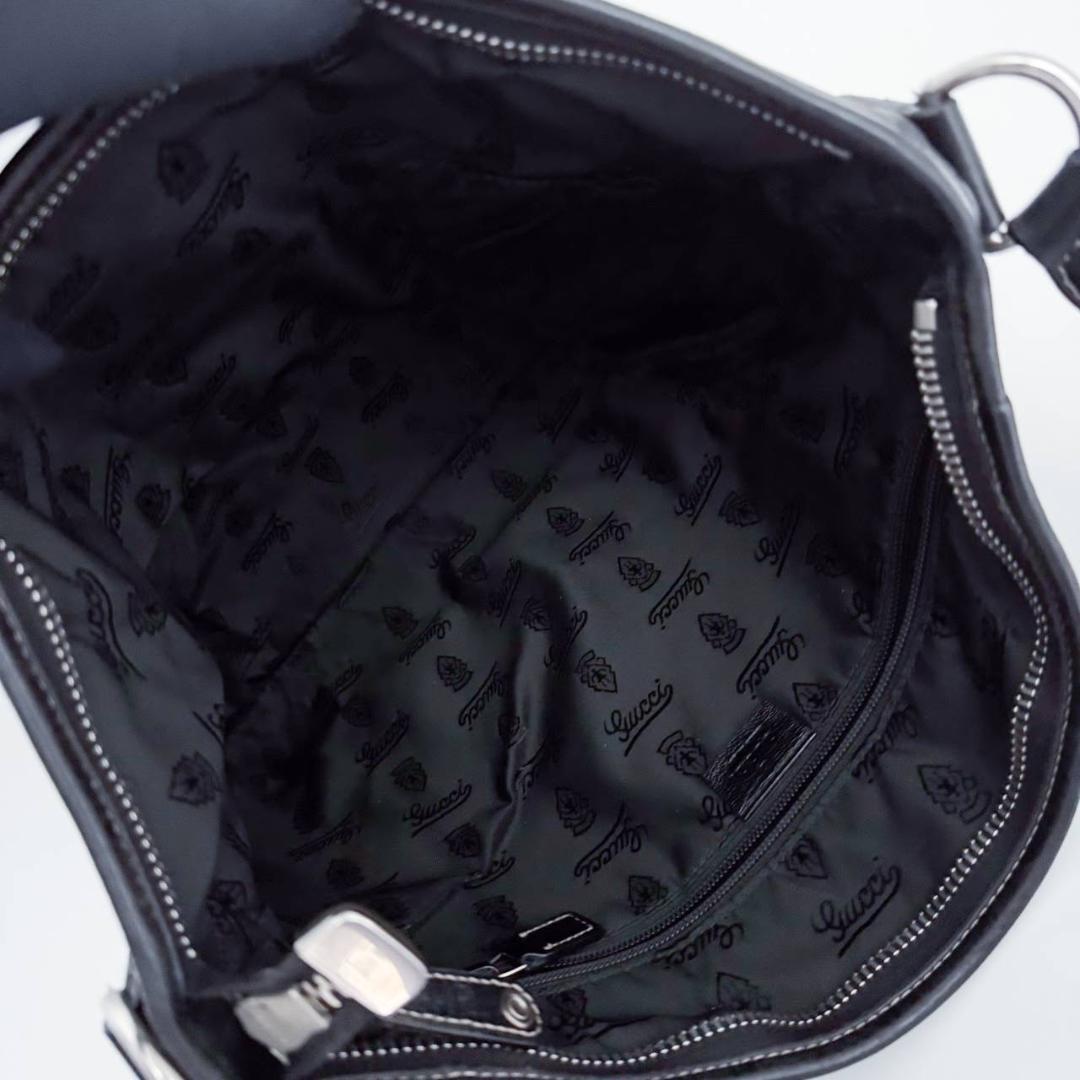 【グッチ】希少モデル　ショルダーバッグ　ブラック　レザー