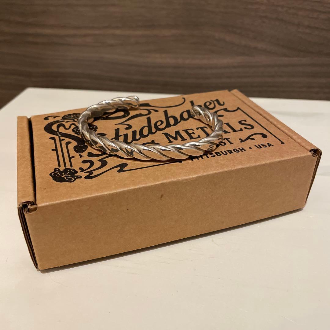 アクセサリー STUDEBAKERLS HEAVY WEIGHT PLAIT CUFF