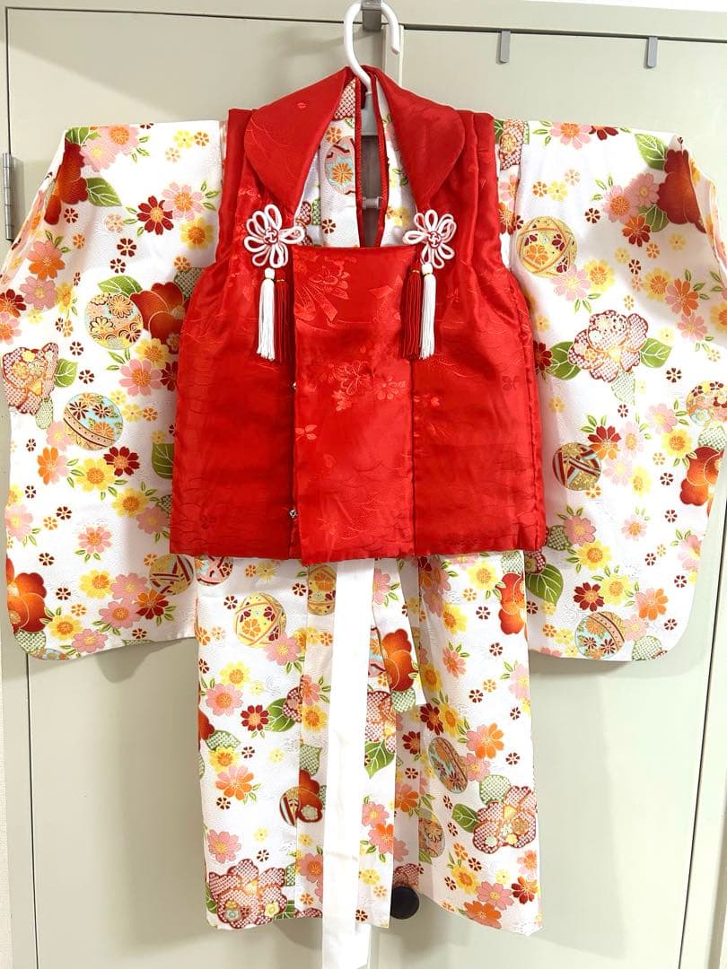 七五三用 赤と白の花柄着物