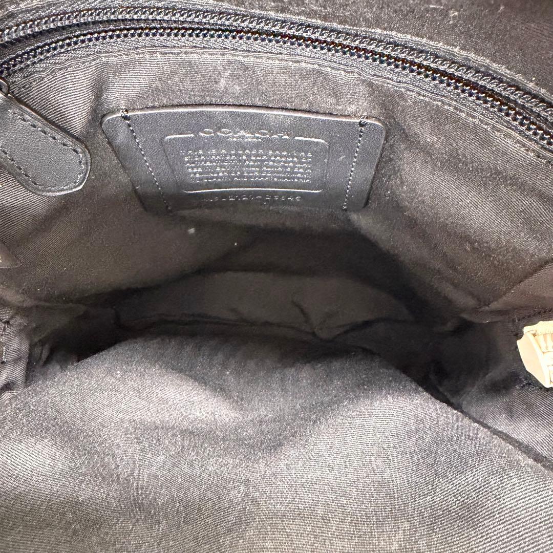 極美品✨　コーチ　ボデイバッグ　シグネチャー　レザー　トラック