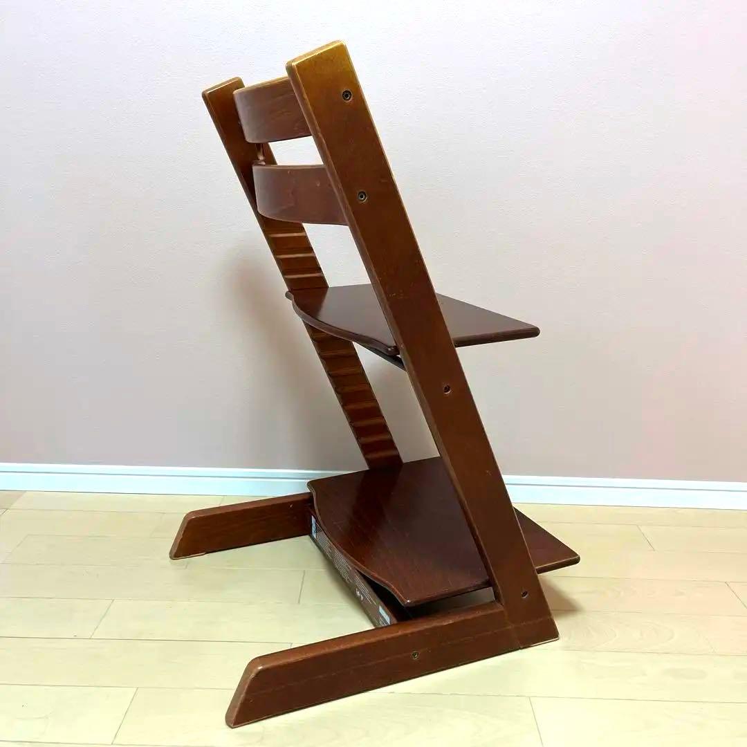 ストッケ　ブラウン