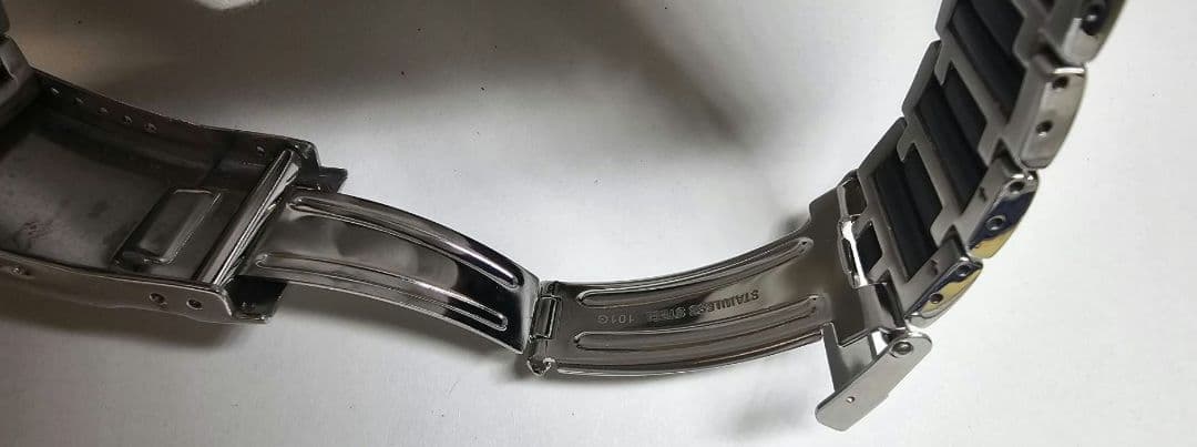 G*n様 D&G　ドルチェ&ガッバーナ　ブラック　アナログ腕時計　24時間表示