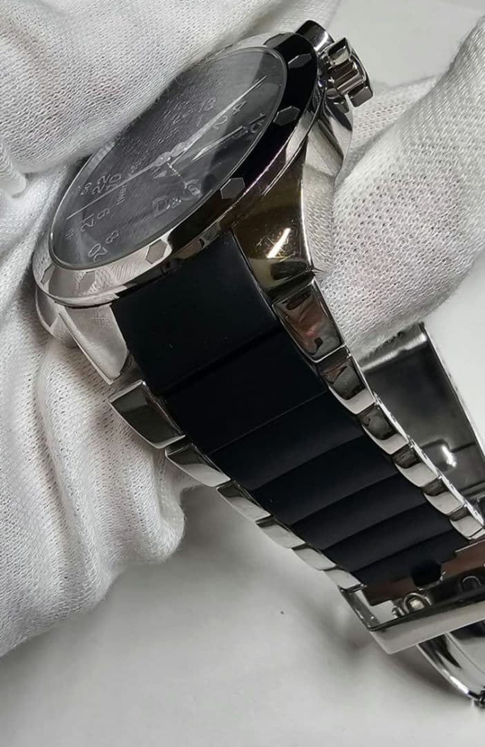 G*n様 D&G　ドルチェ&ガッバーナ　ブラック　アナログ腕時計　24時間表示