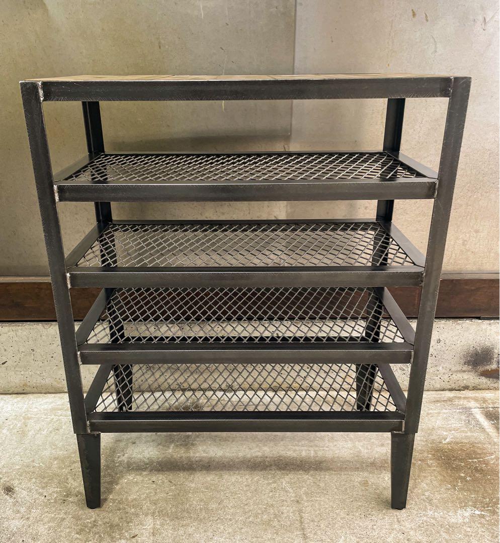 アイアンラック　植物棚　シェルフ　ラック　インダストリアル　アイアン家具