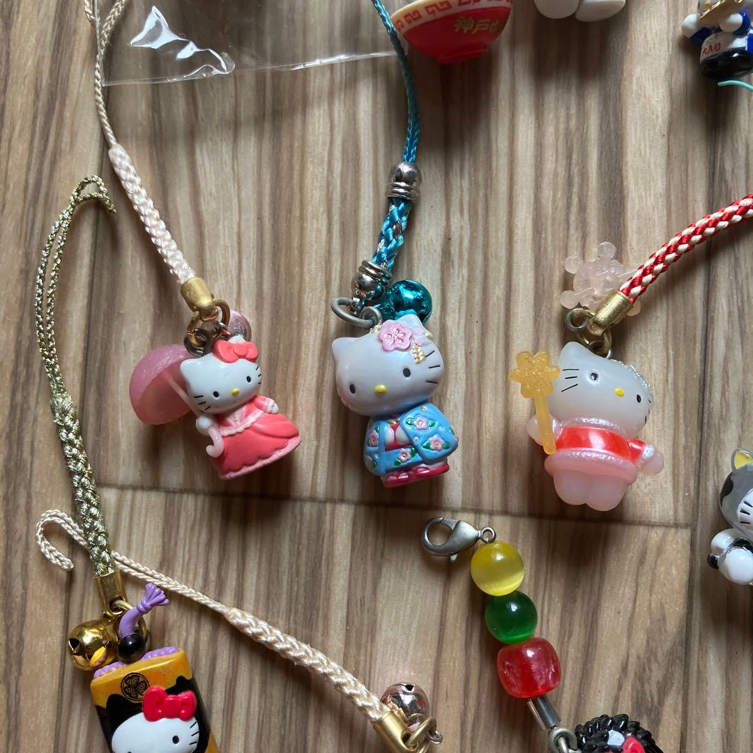 キティちゃん　ハローキティ　キーホルダー　ご当地　レア　生産終了