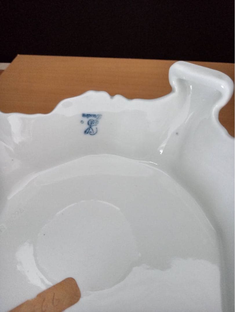 ドイツ　ドレスデン　カールティーメ　マイセン　スノーボールスタイル　壺