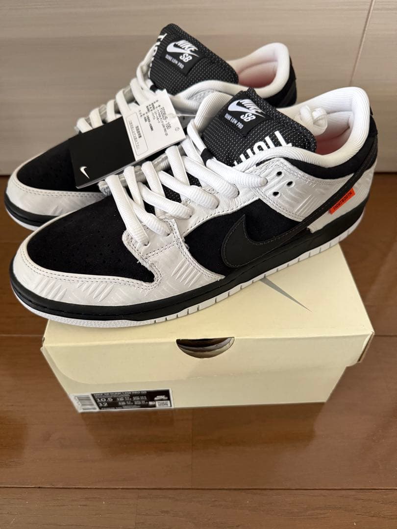 TIGHTBOOTH × Nike SB Dunk Low