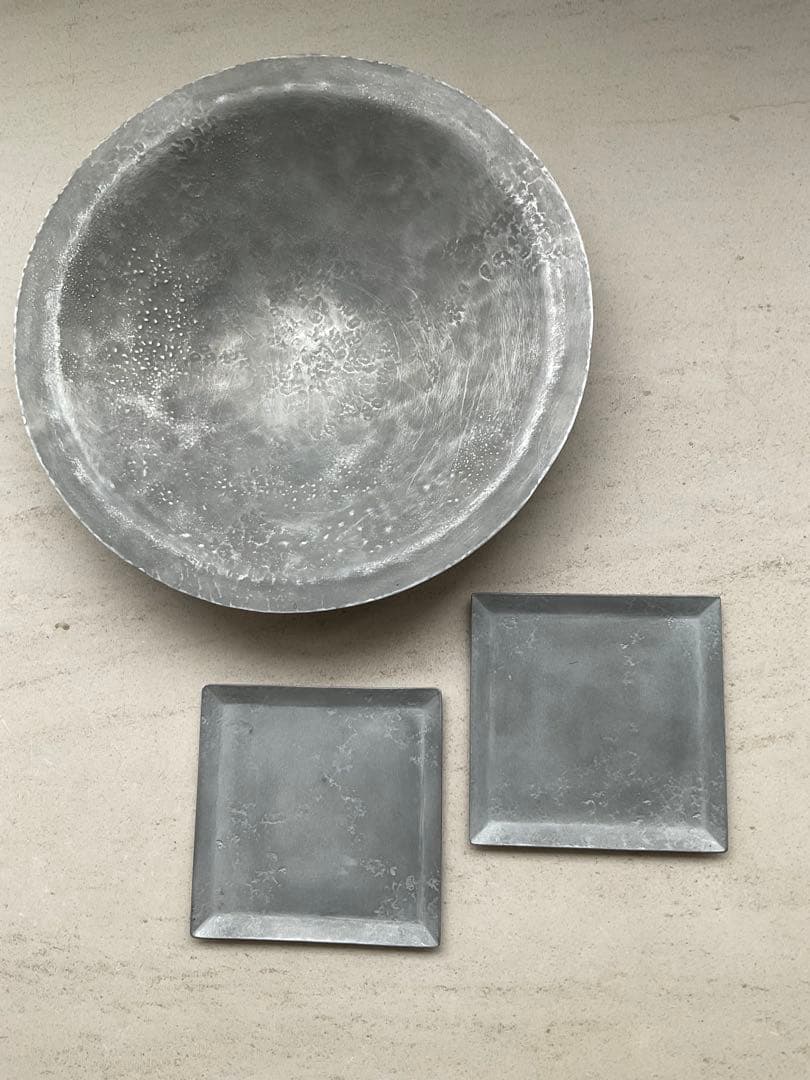 渡辺遼　造形作家　金工作家　アルミニウム　お皿と平皿2枚セット