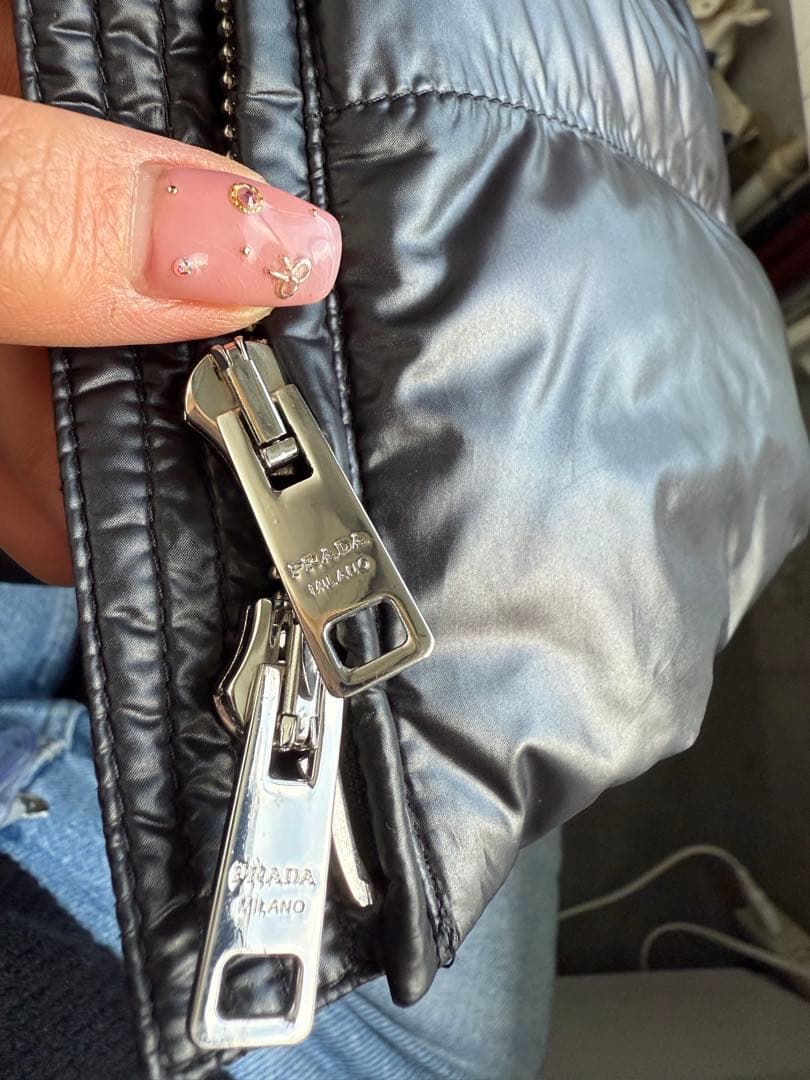 最終値下げ♡PRADA ダウンベスト