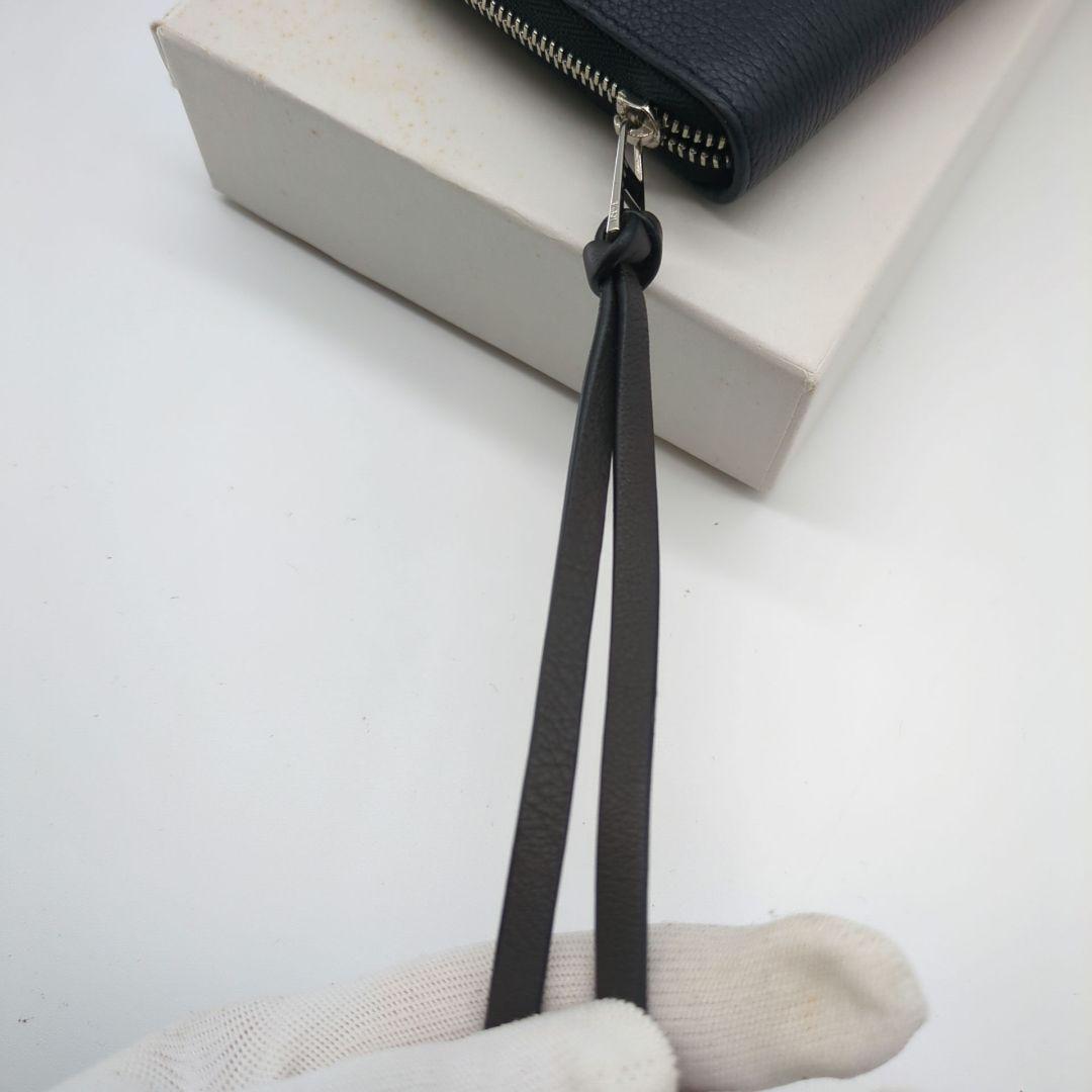 【未使用級】ロエベ レザー 長財布 ラウンドファスナー アナグラム 黒 シボ皮