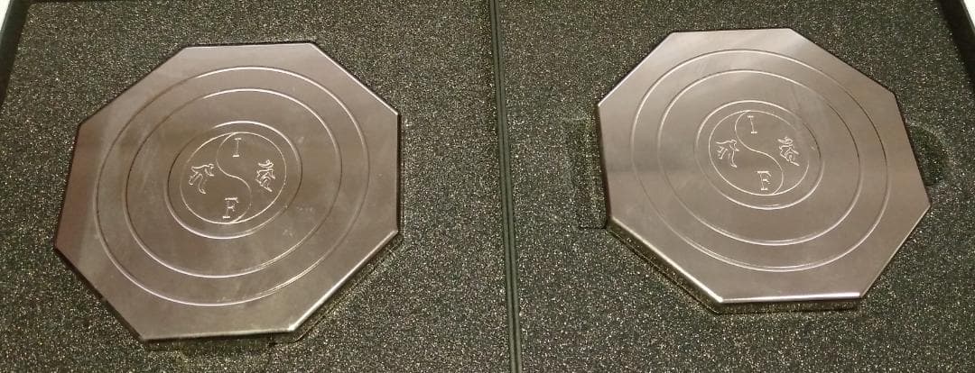 国際風水氣学協会☆携帯用パワー八卦鏡２個（大黒天シルバー）