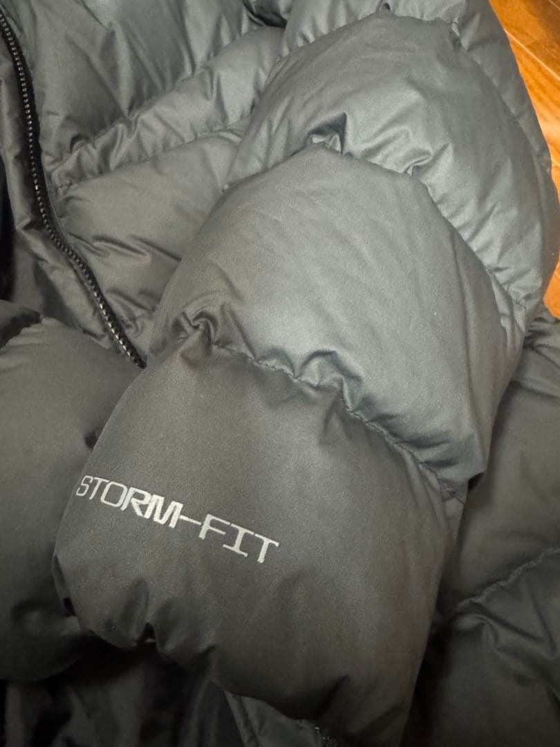 Nike ブラック ダウンジャケット STORM-FIT