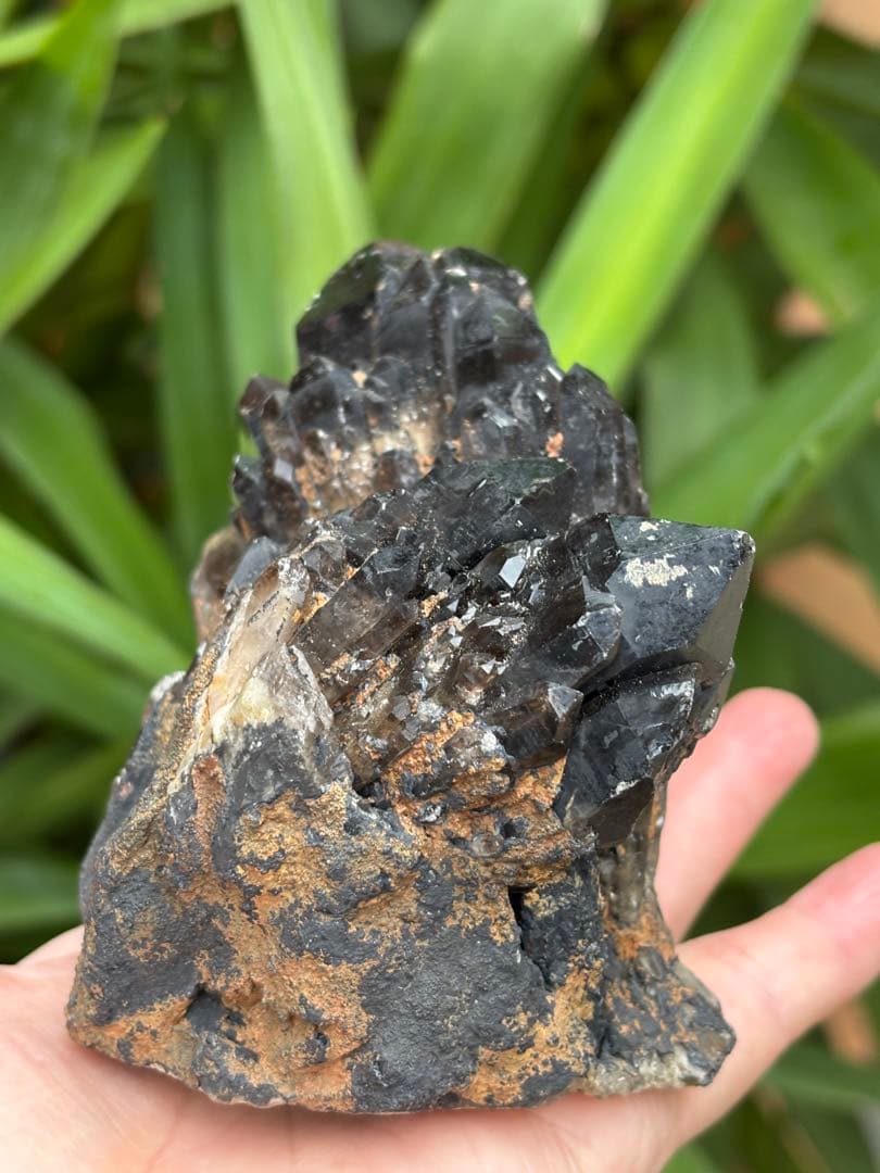 モリオン　黒水晶　キャンドルクォーツ　クラスター 893g 姿が美しい　天然石