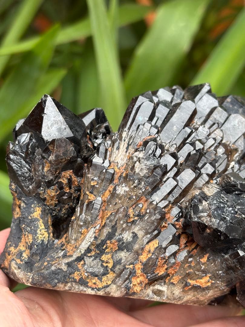 モリオン　黒水晶　キャンドルクォーツ　クラスター 893g 姿が美しい　天然石