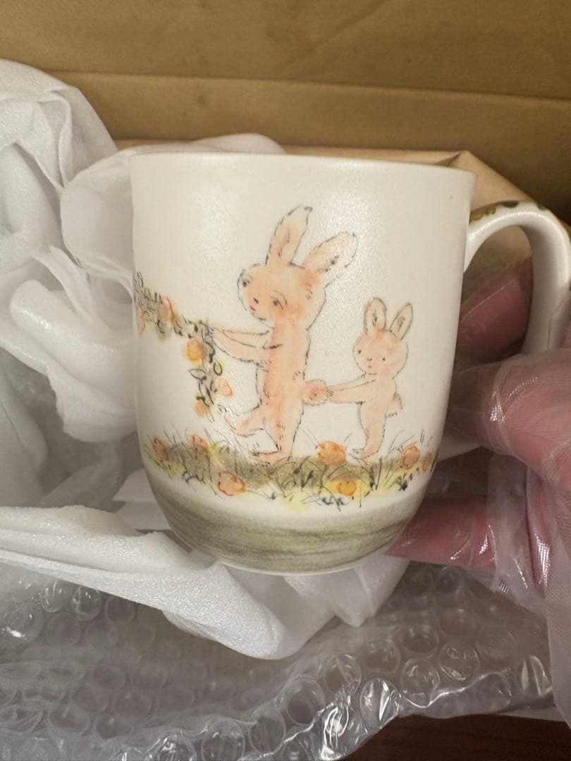 松浦ナオコ　ねことうさぎのマグカップ