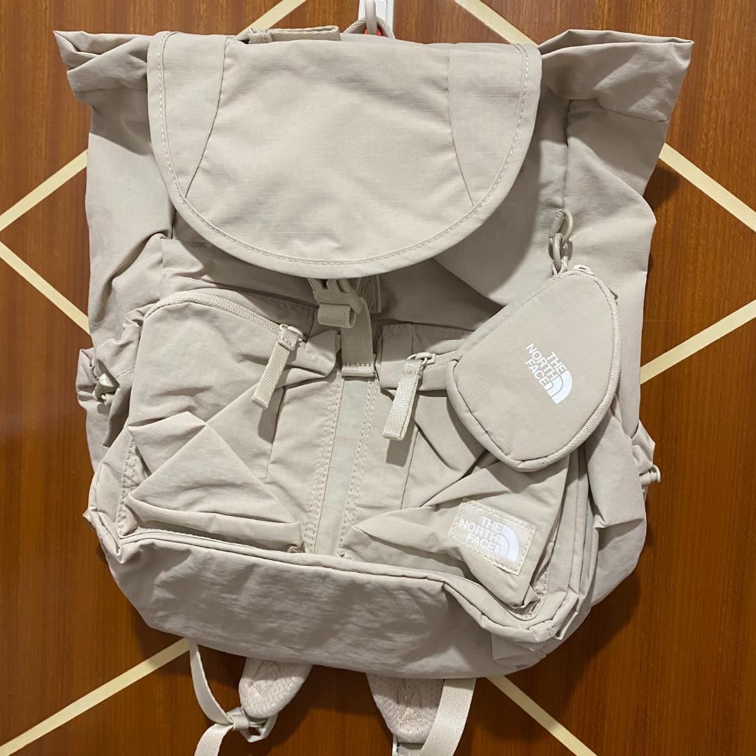 ザノースフェイス ウィメンズ ブリーズ バックパック ベージュ　NM2DR19B