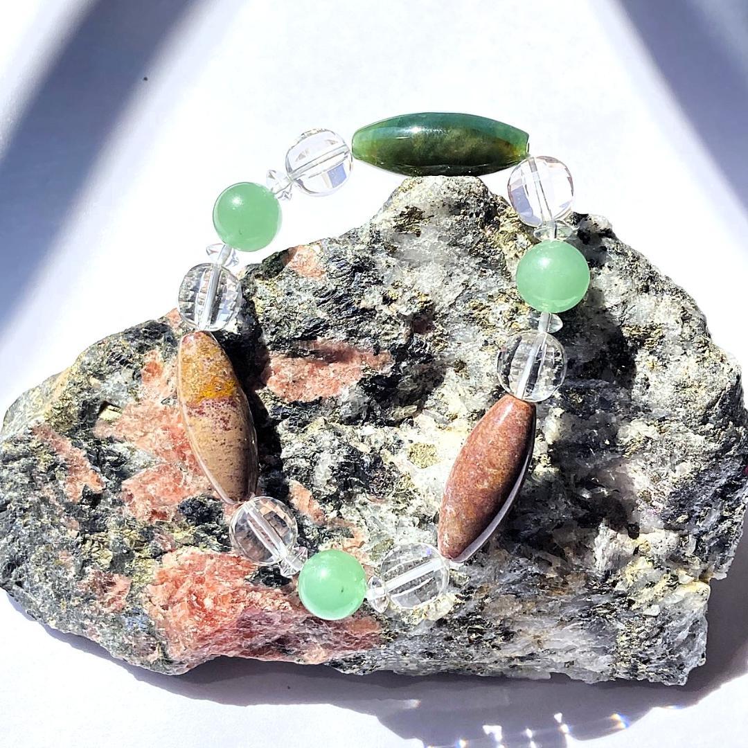 【木漏れ日みたい】細長メノウ 天然石 ブレスレット