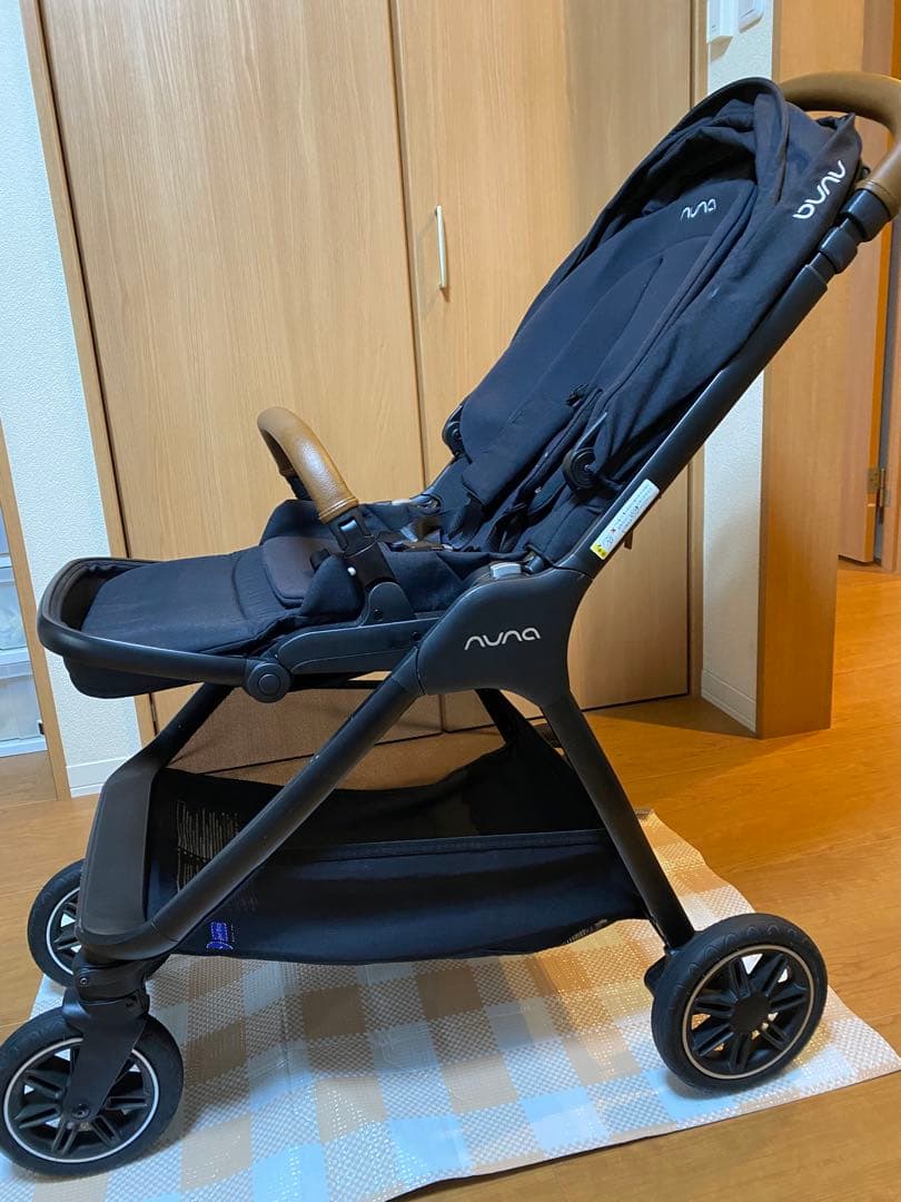 nuna triv next ベビーカー(専用付属品付き)