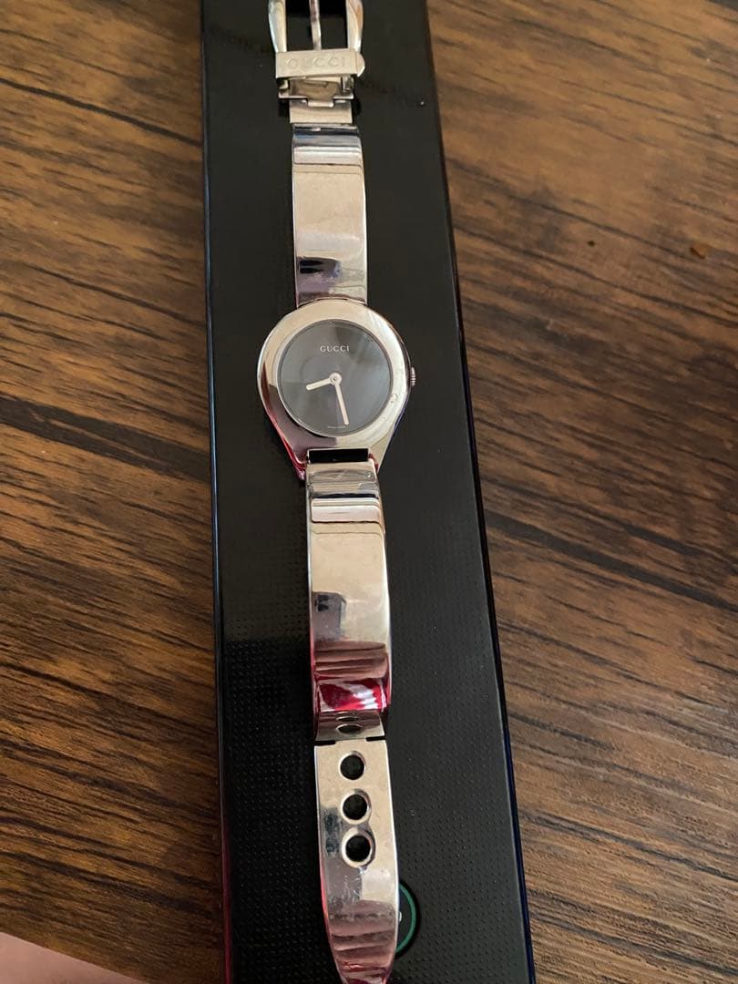 GUCCI 腕時計(クォーツ) シルバー