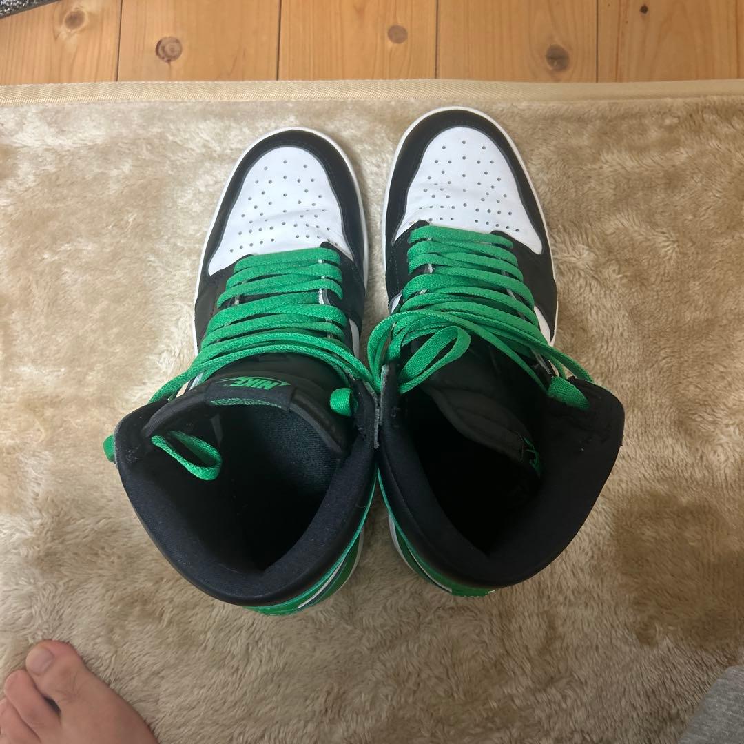 Nike エアジョーダン1 ハイカットスニーカー ブラック/グリーン