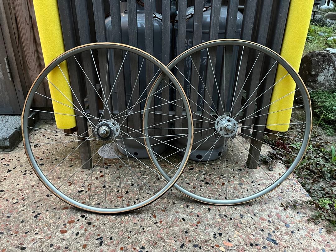 ピスト決戦ホイール28H カンパレコード Wolber Profil 18