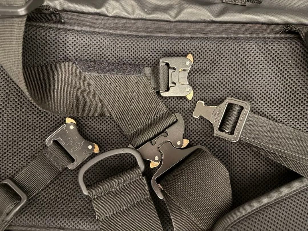 バッグ NXL MESSENGER S TECH LINE BLACK