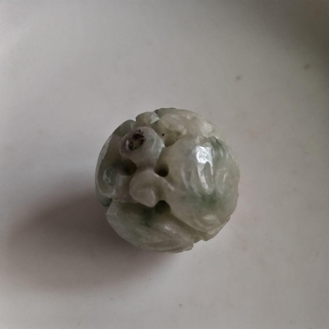 【sale】 翡翠 彫刻玉 アンティーク
