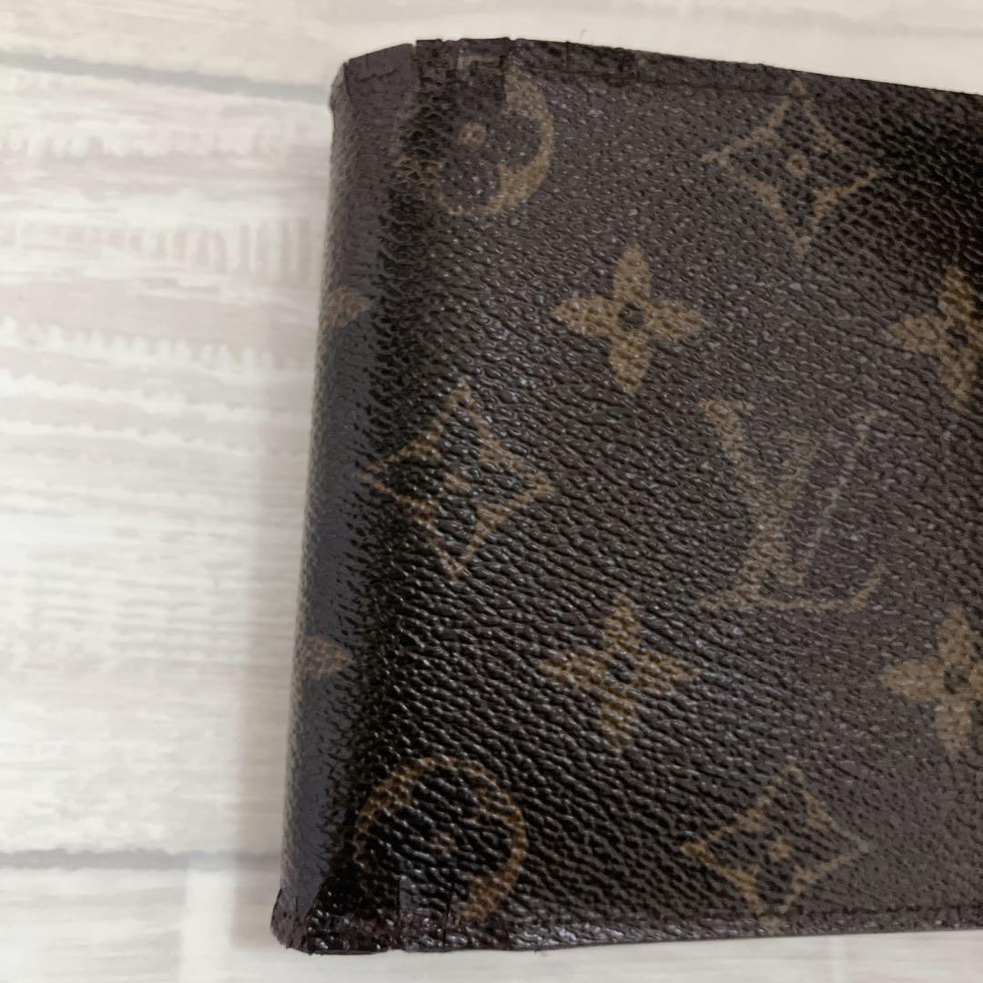 ルイヴィトン 二つ折り財布 ポルトフォイユマルコ おまけ長財布