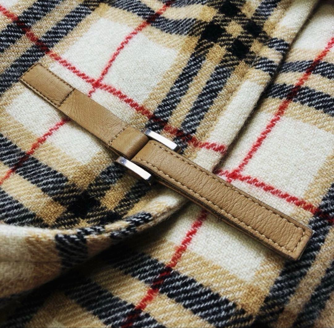 Burberry チェック柄 フード付き　ダッフルコート　ロングコート